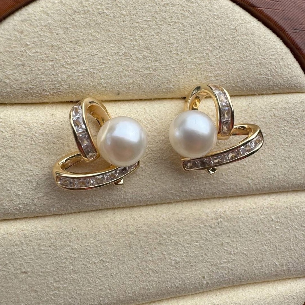 💎 7–7.5mm Japanese Akoya Heart Pearl Stud Earrings 💎